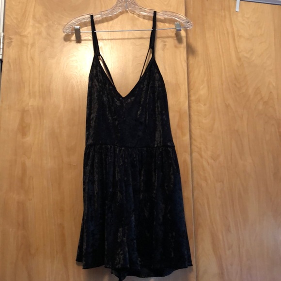 Ross Velvet Romper - Picture 2 of 6